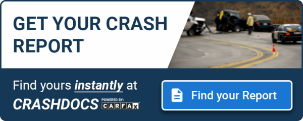 Advertisement for instant car crash reports service
